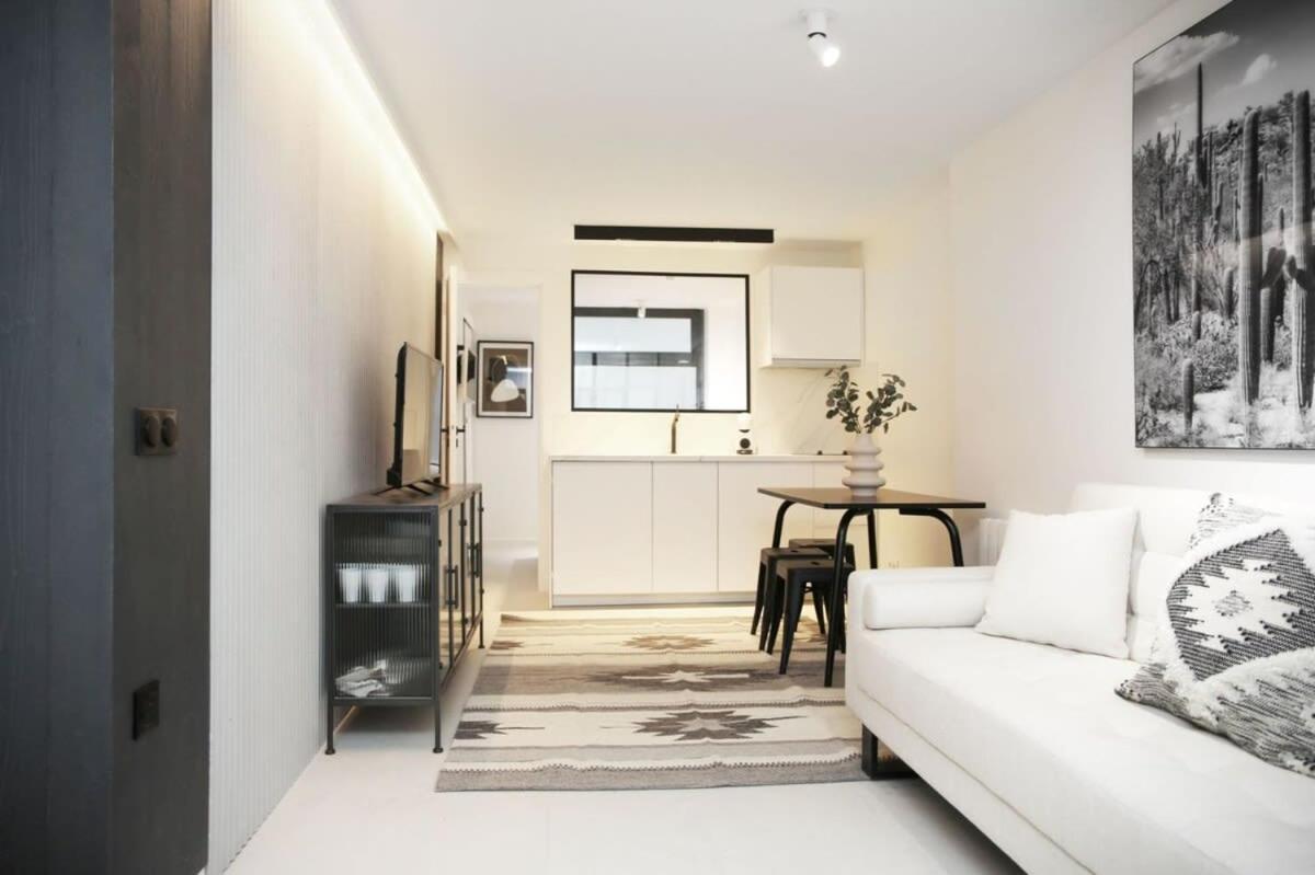 Logement Ideal En Famille - Porte Du Marais - 6P - Flat-Guest Paris Exterior photo